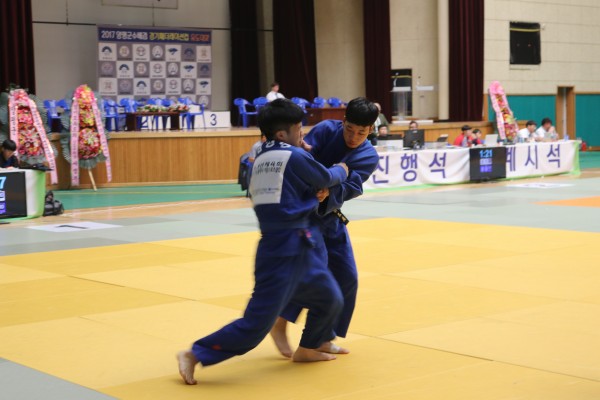 12376cfa0844701870cc48a883f85bc5_1506314396_1667.jpg