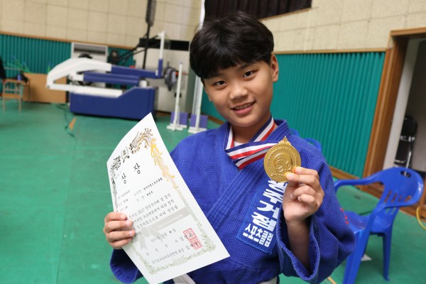 12376cfa0844701870cc48a883f85bc5_1506314401_181.jpg